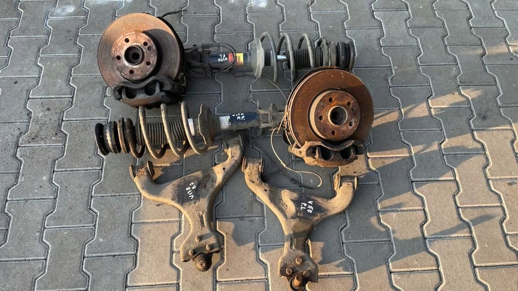 Купити Mcperson поворотний кулак ліва vito 639 2.2 cdi