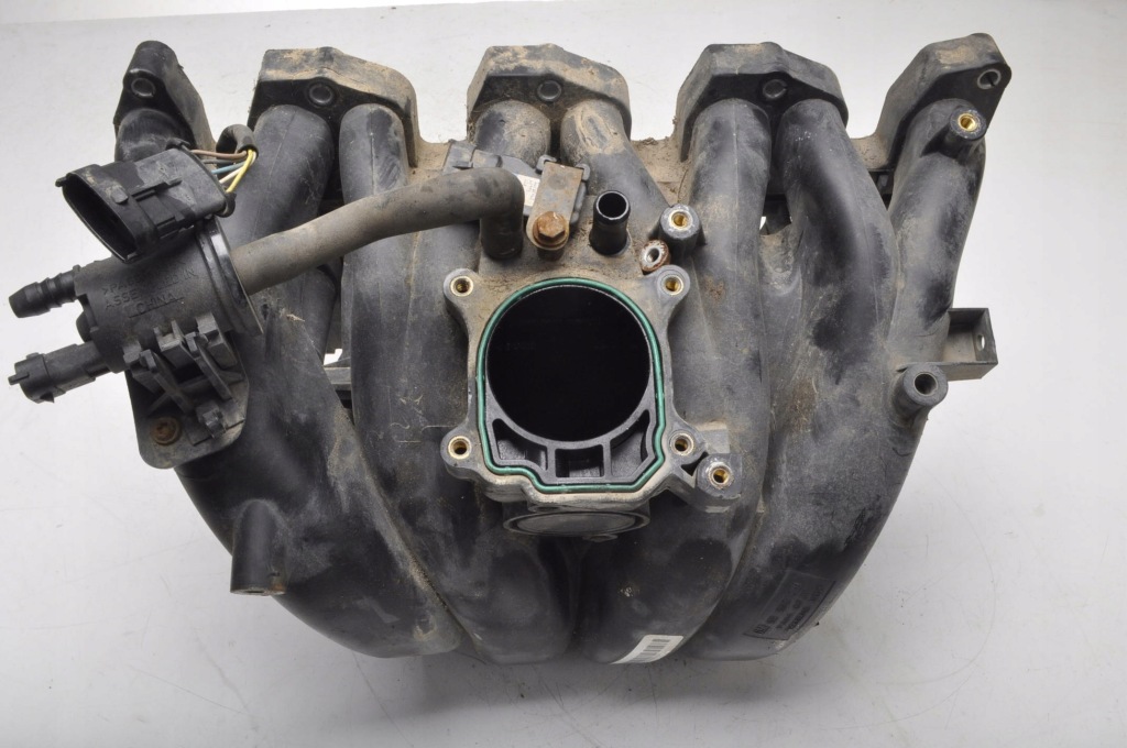 Купить Opel zafira b ii 2.2 16v коллектор впускной  55562518