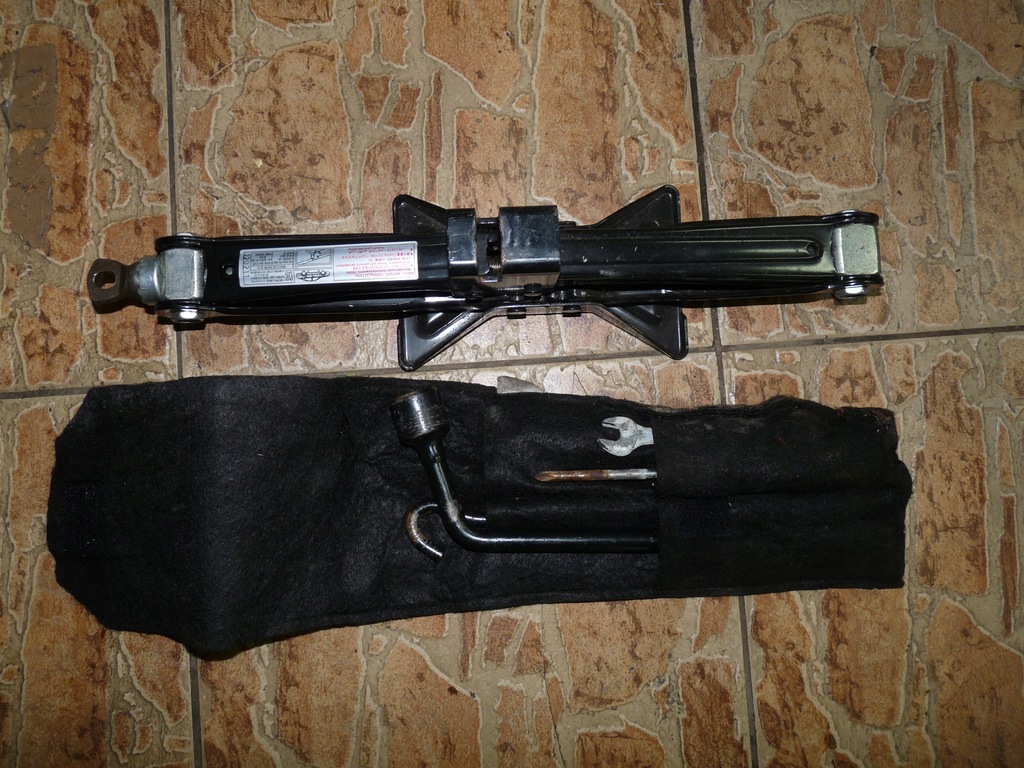 фото №1, Hyundai ix35 kia sportage подъемник подъемник ключ do kół hak набор