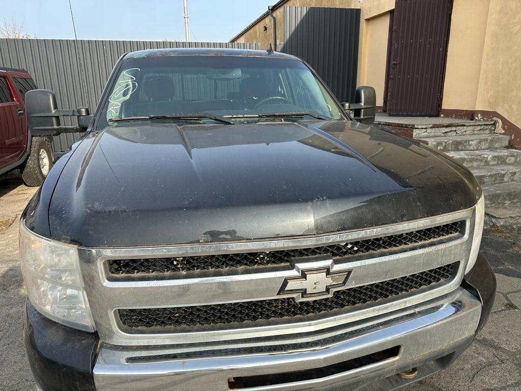 Chevrolet silverado 1500 07-13r бампер капот крыло решётка радиатора решётка радиатора лампа Недорого