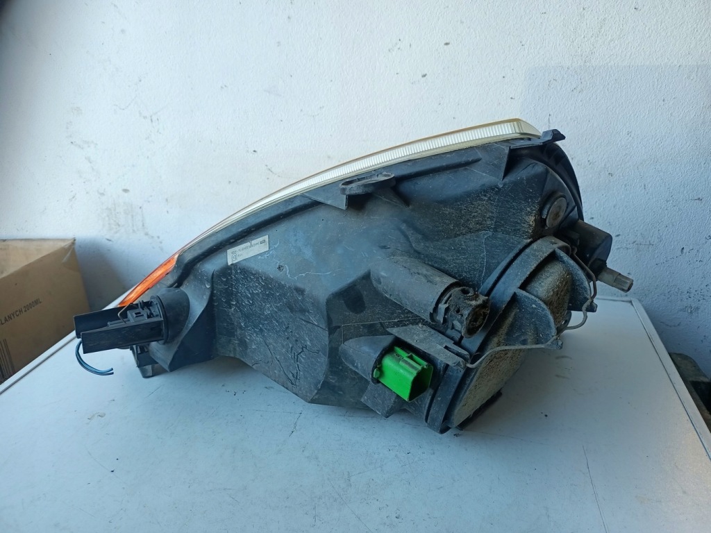 фото №4, Лампа перед права ford ka