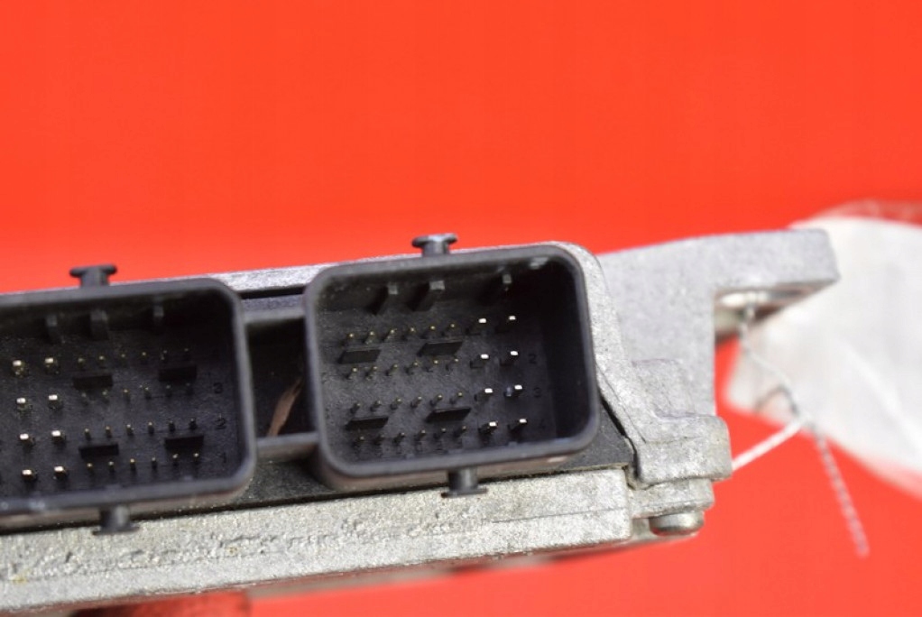 фото №10, Блок управления бортовой компьютер двигателя 9659580780 citroen c4 grand picasso i 2.0 16v