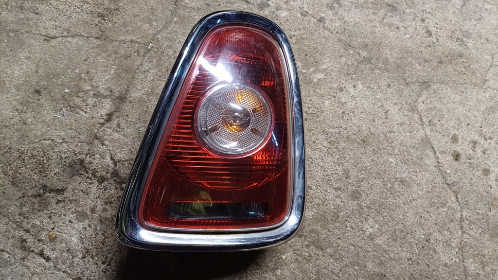 фото №1, Mini cooper r56 лампа правая задняя задняя 2757010