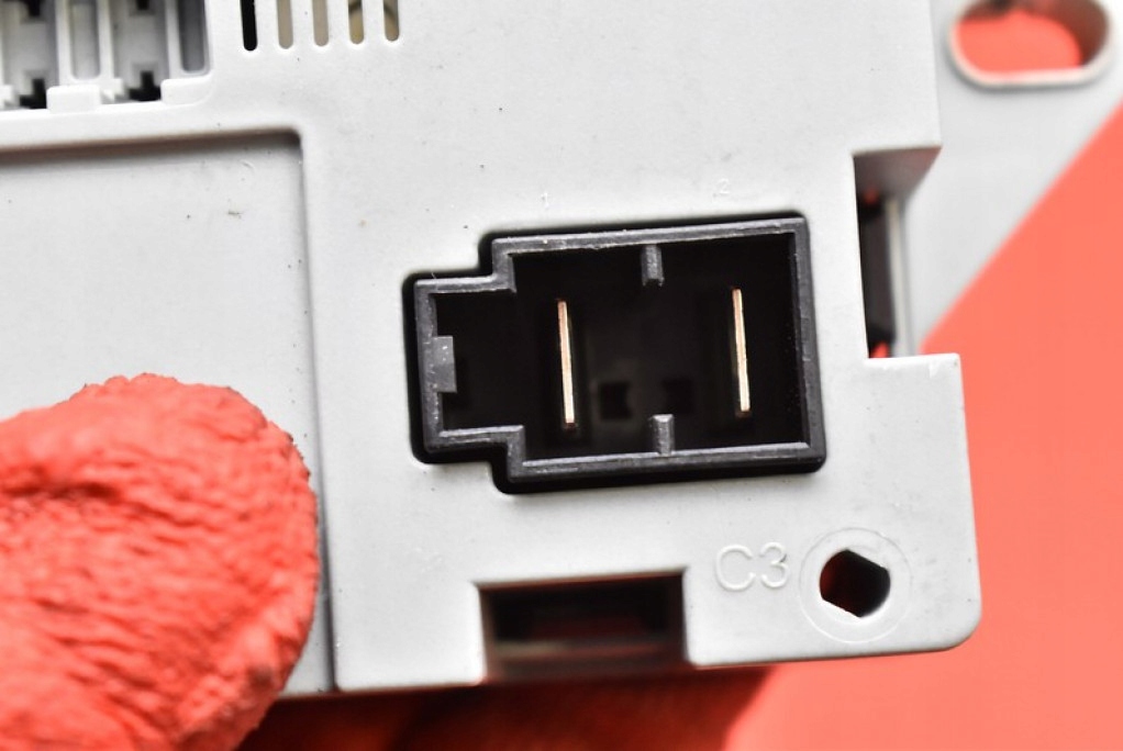 фото №8, Коробка запобіжників bsi cpla-14q073-aa jaguar xe 3.6 v6 sc 340 km 14-20