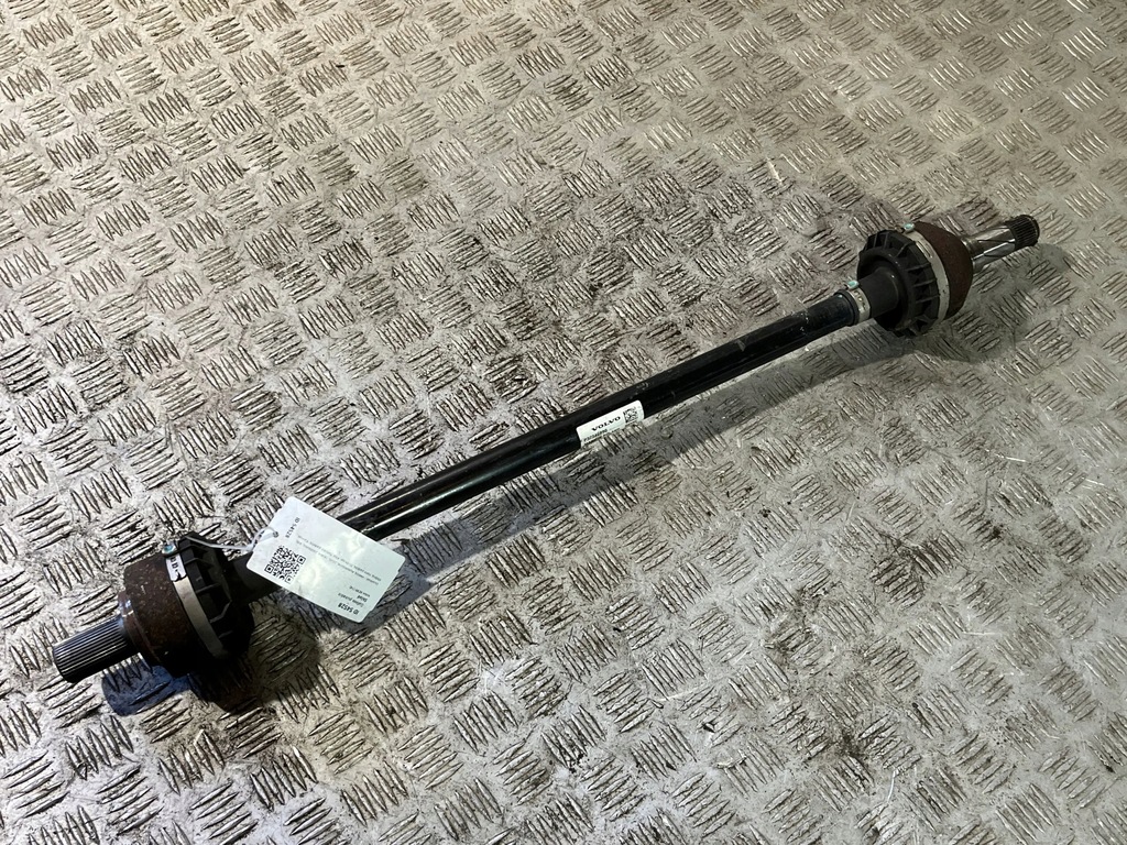 фото №1, Volvo xc90 2020 привідний вал задня