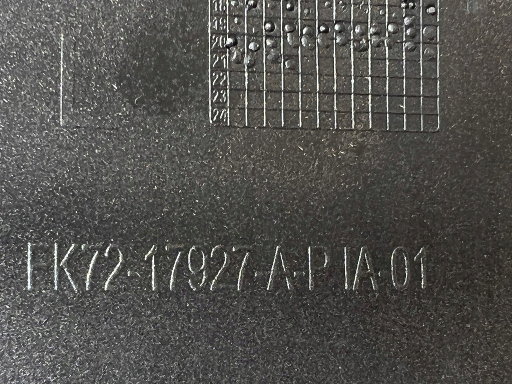 фото №12, Land rover discovery sport l550 уголок бампера l+p fk72-17926-a