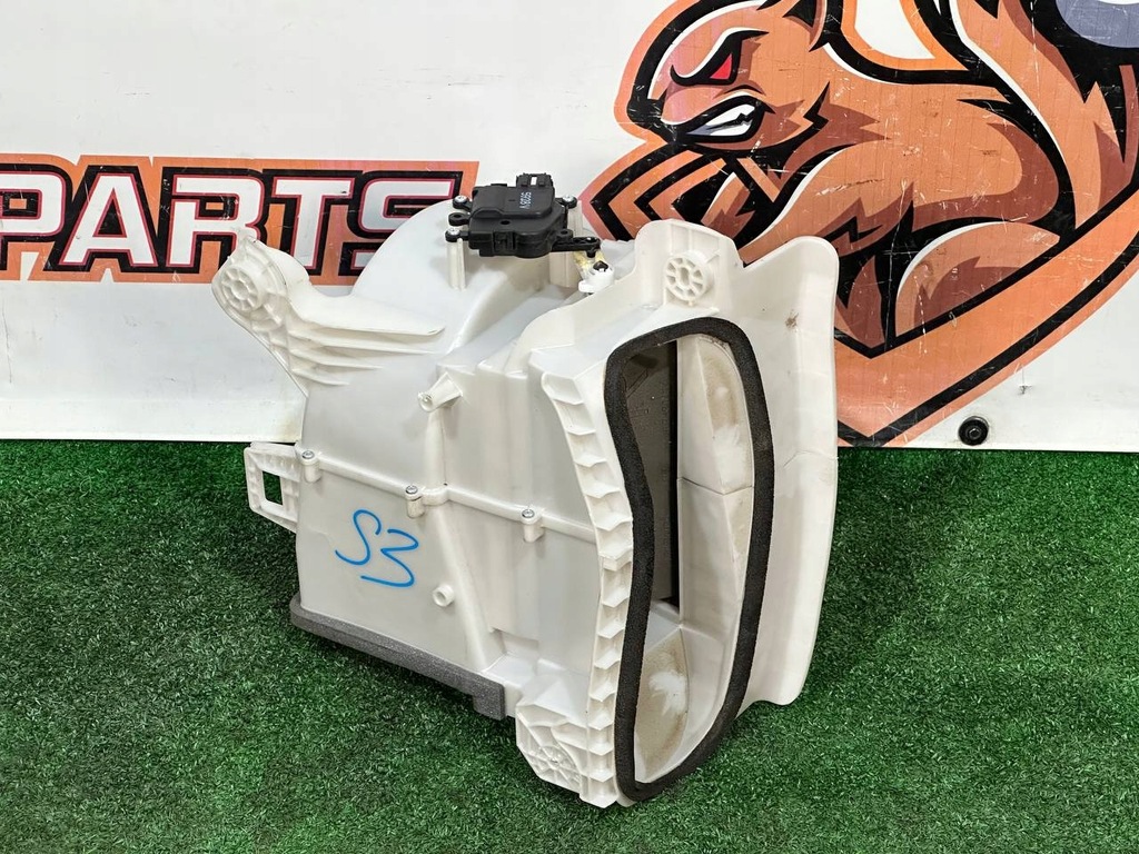 фото №8, Komponenty радіатора mazda 3 bm bjs7-61-130f