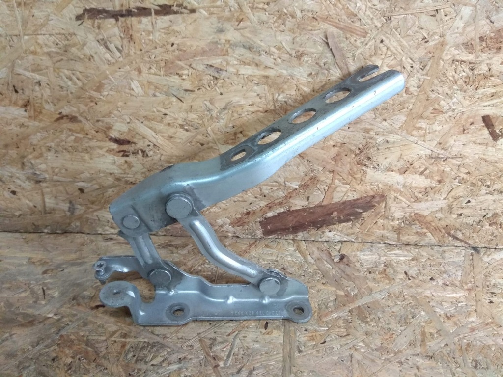 фото №1, Skoda оригинальный номер 1z0823302c петля, крышка отсек двигателя