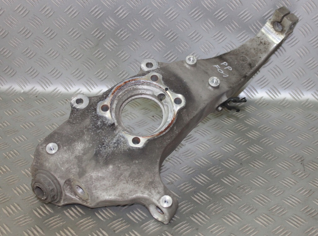 фото №1, Bmw f01 f02 f06 f07 поворотний кулак правий перед