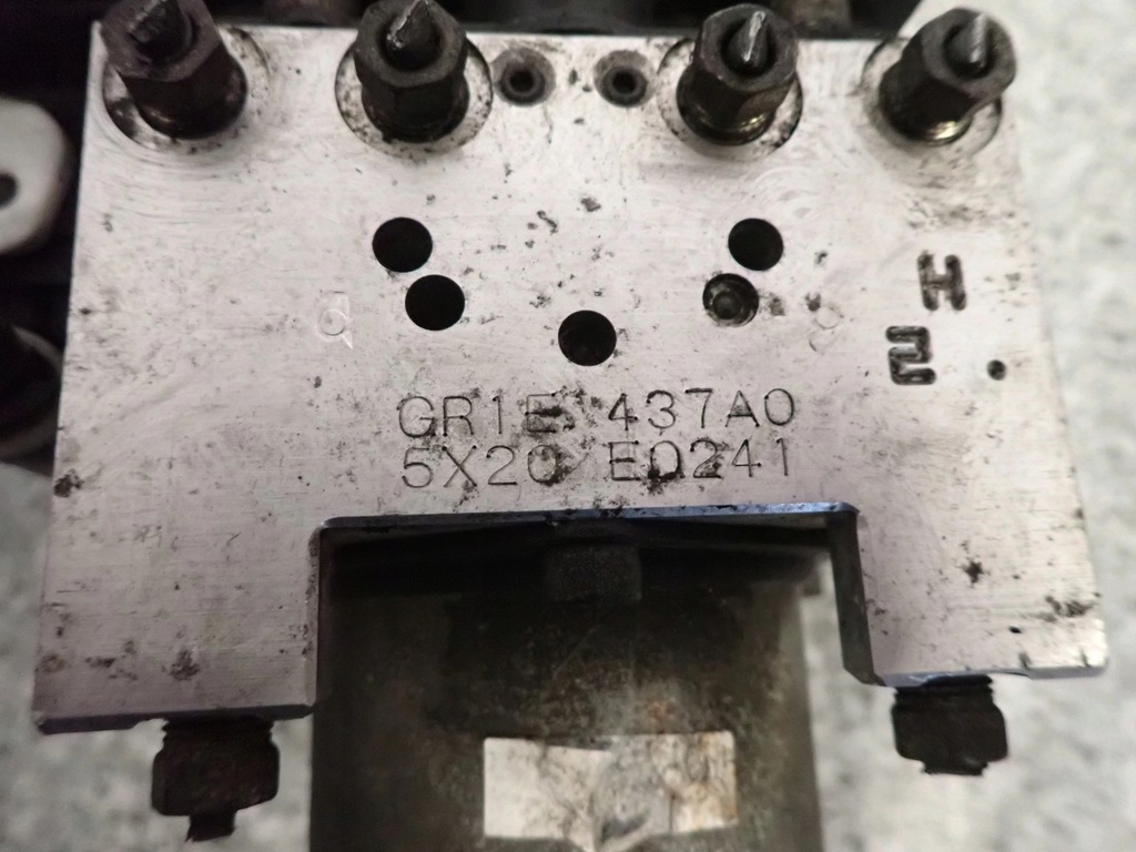 фото №7, Mazda 6 mazda6 02-07 2.0 бензин насос abs