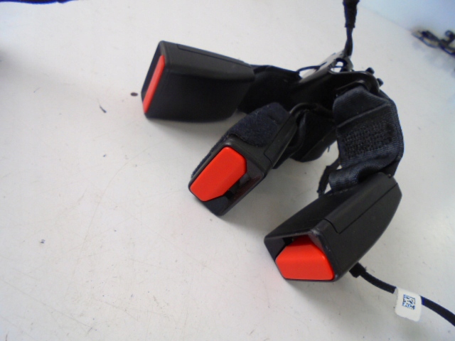 фото №2, Замки ремней задняя citroen ds3 crossback e-tense 2020 rok