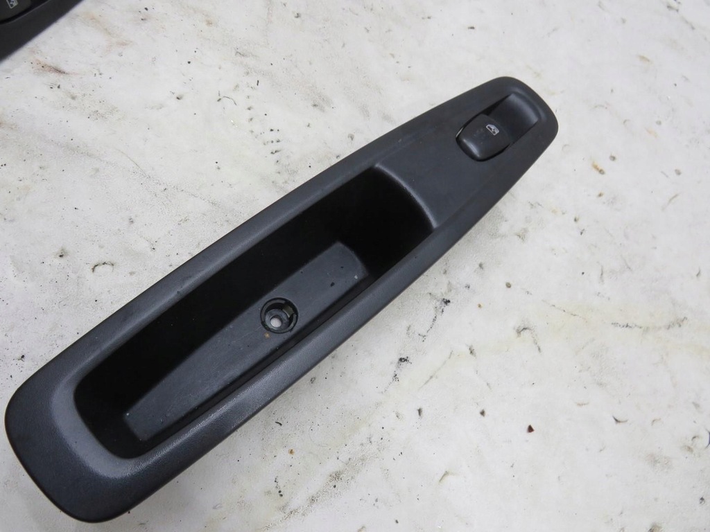 фото №4, Панель кнопка вікон kadjar