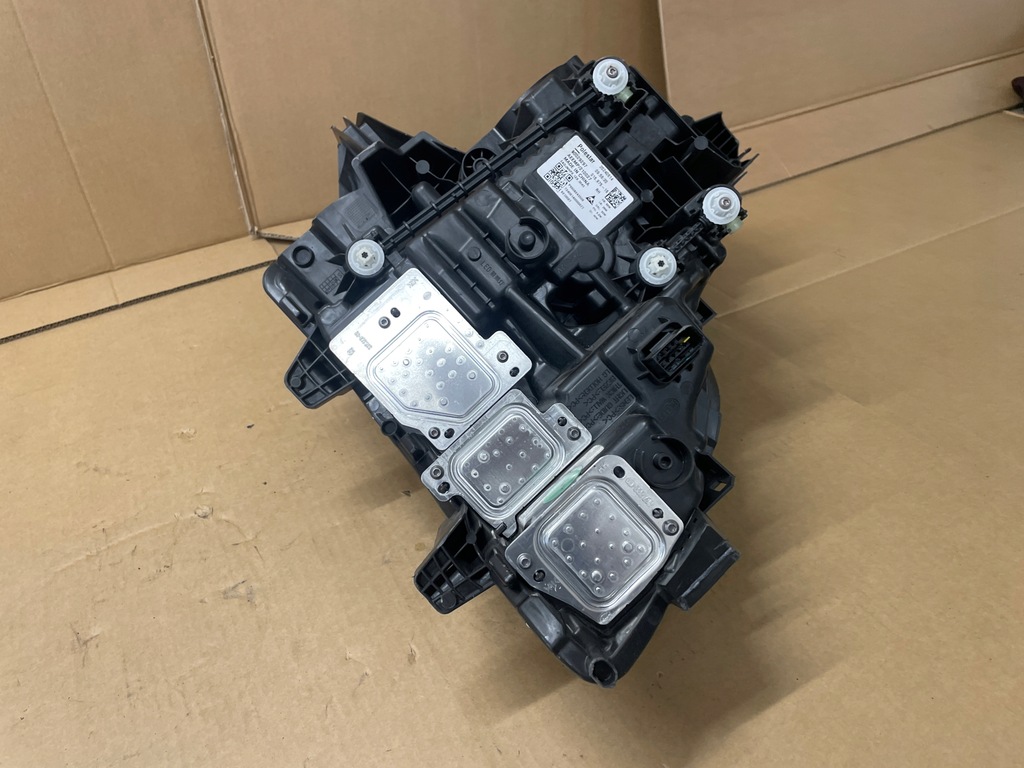 фото №7, Polestar iv лампа перед передняя правая 80029297