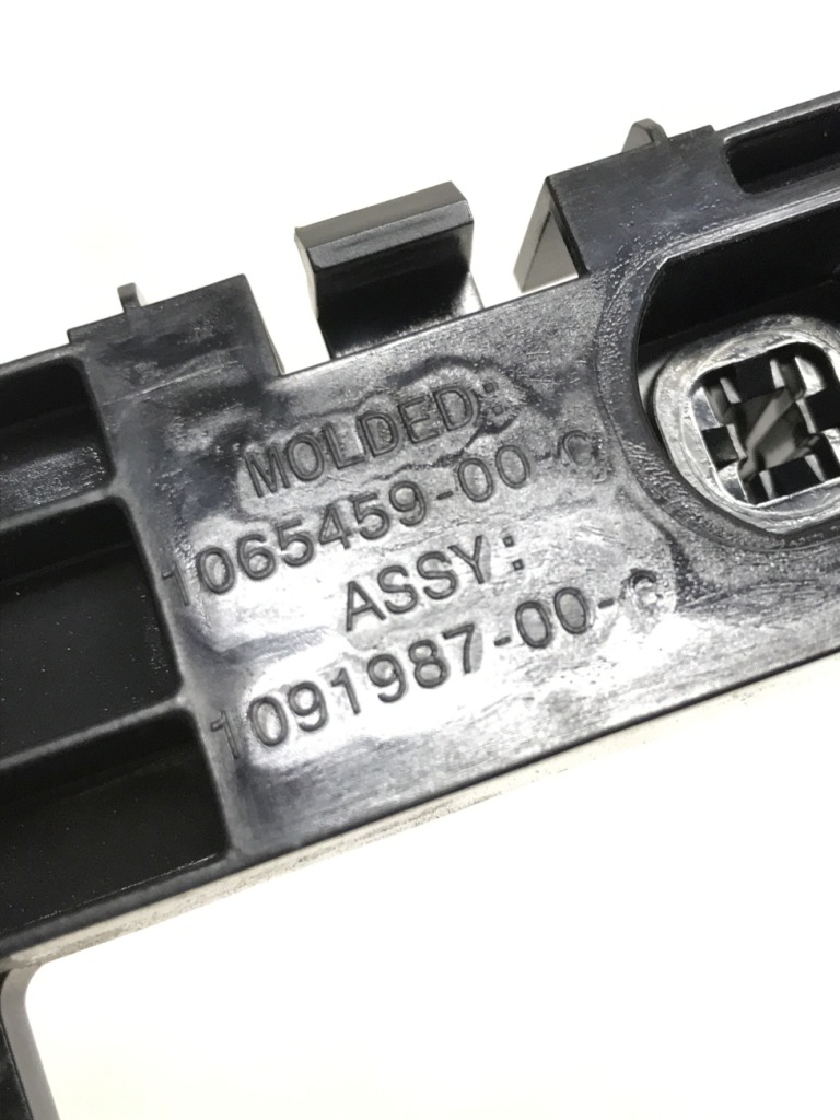 фото №4, Tesla model s lift направляющая бампера правый задний