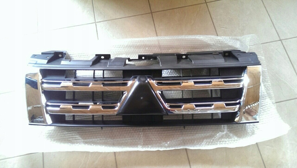 фото №6, Решітка радіатора mitsubishi pajero iv 2012-2015