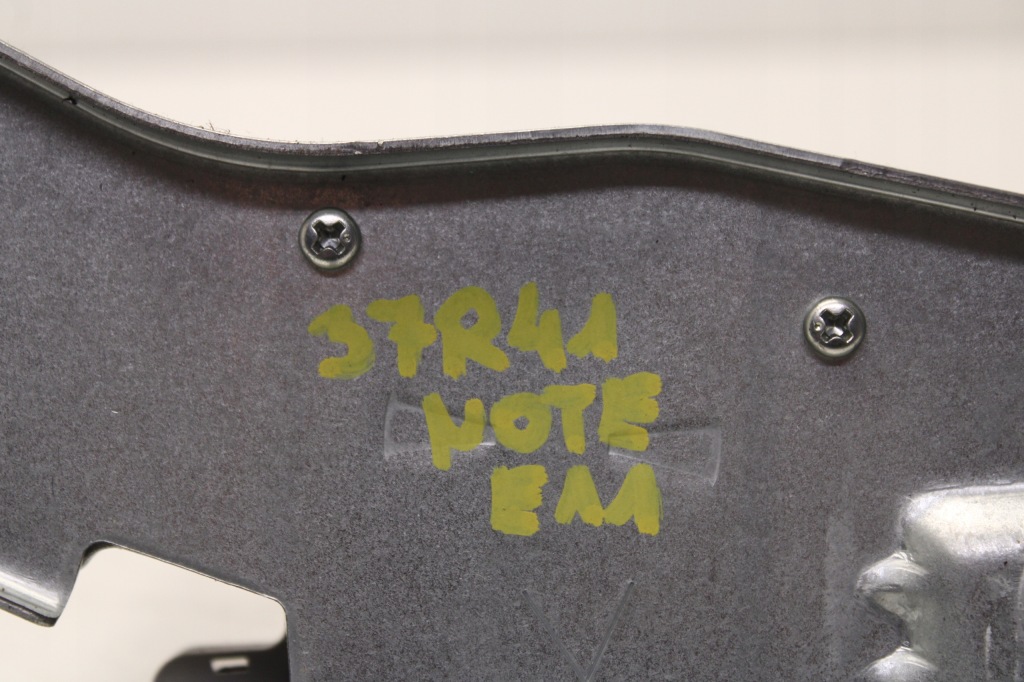 Nissan note e11 рестайлінг  09r- моторчик механізм двірники задній Недорого