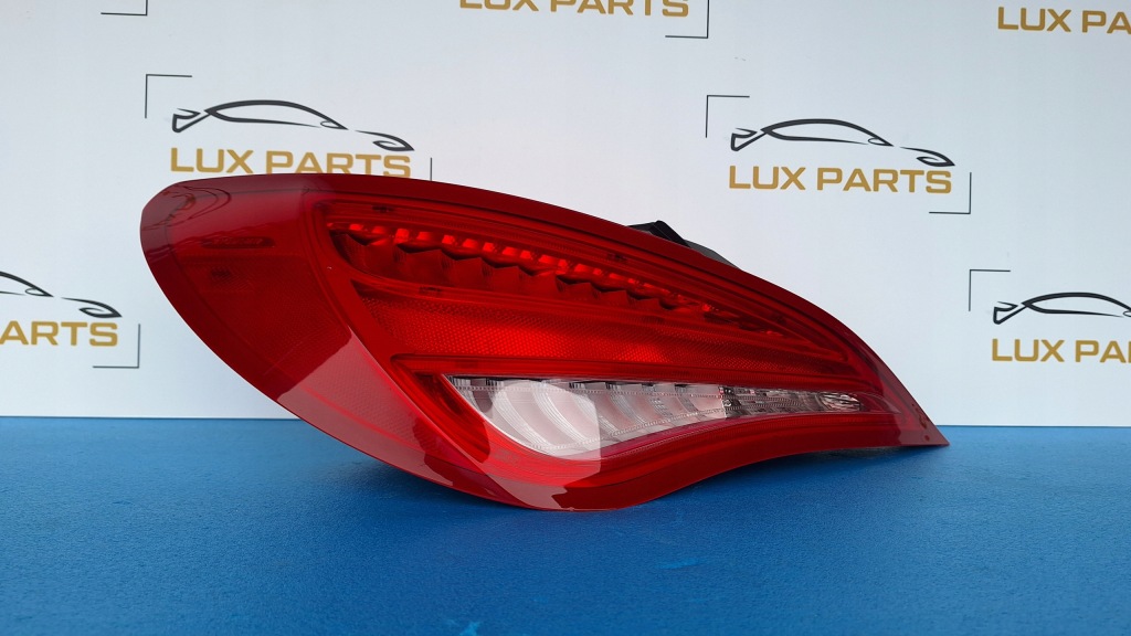 фото №1, Mercedes cla w117 лампа левая задняя led w крыло