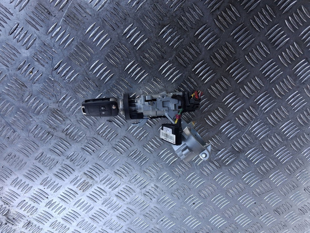 фото №1, Chevrolet trax замок запалювання ключ