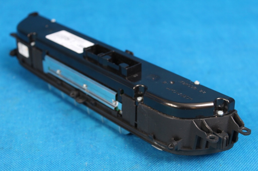 фото №11, Audi a4 b9 8w панель кондиціонера легальний 2016r 8w0820043f