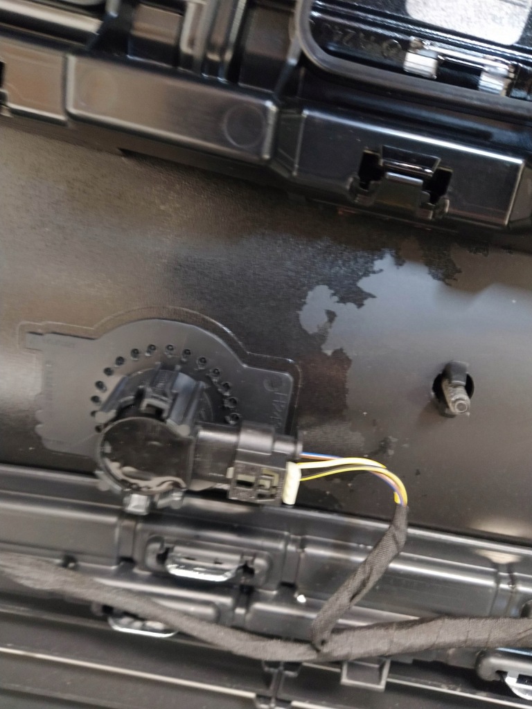 фото №12, Mercedes eqa h243 243 21- бампер перед передний 6xpdc led камера