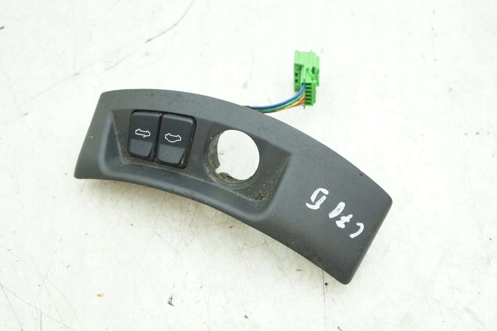 фото №1, Volvo s40 v50 c70 ii разъём прикуривателя