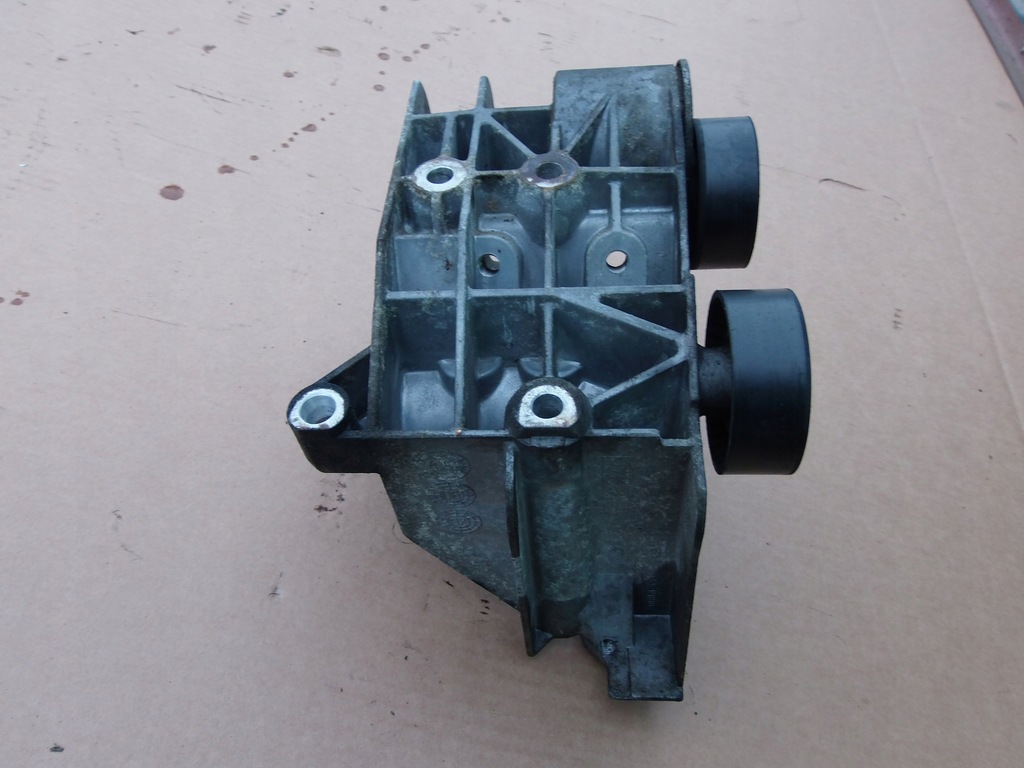 фото №5, Натягувач ремінь кронштейн кронштейн ролик ford ka mk1 1.3 b 96-08 eur