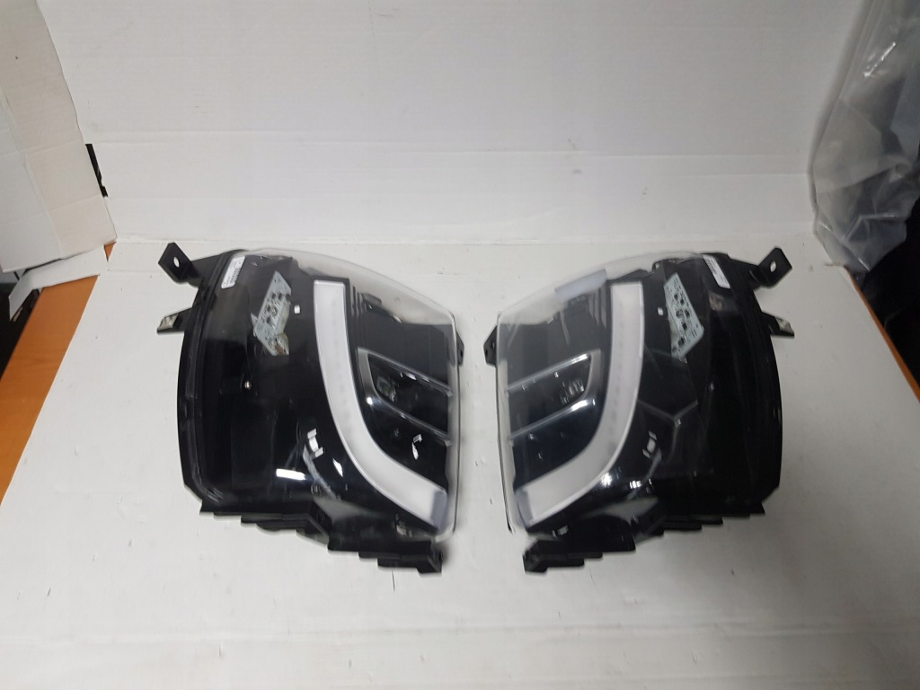 фото №1, Tesla x протитуманна фара levelup лівий правий новий