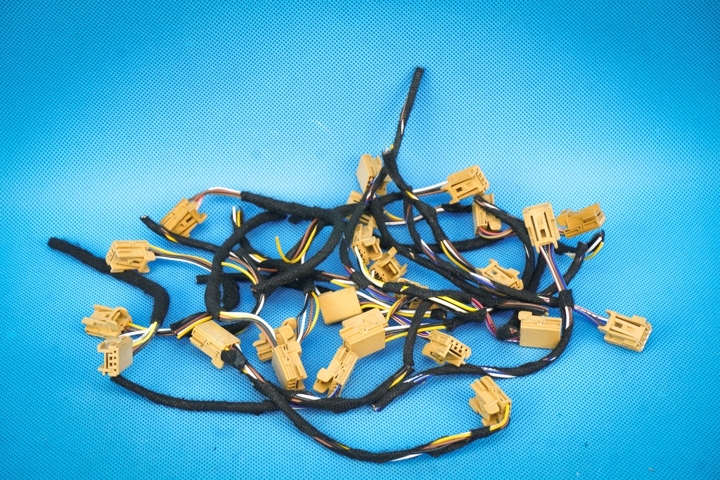 фото №12, Vw audi колодка з'єднувач 8k0973754a