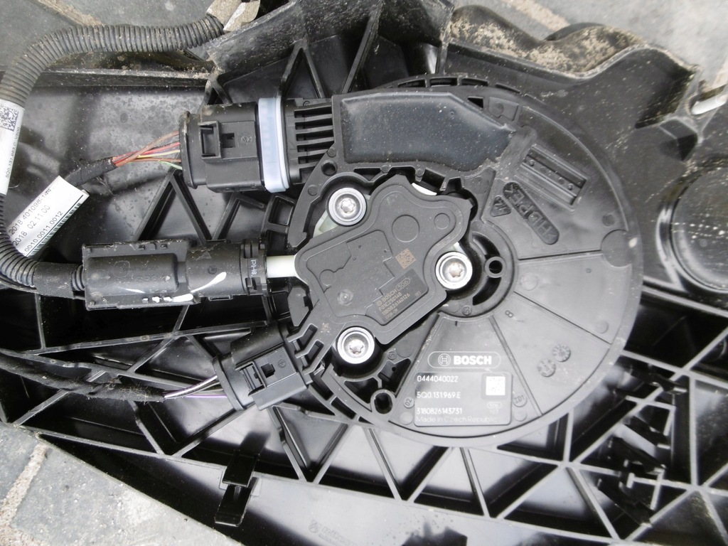 фото №6, Бак насос adblue 5q0131877r vw t-roc