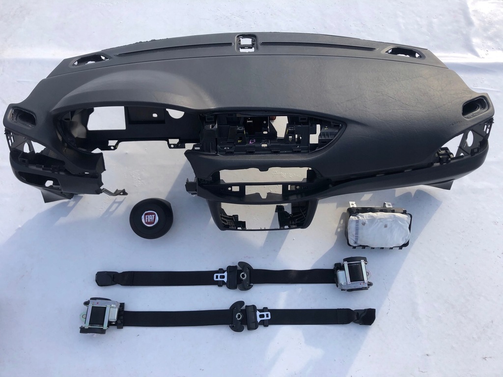 фото №1, Fiat tipo lift приборная панель приборная панель консоль подушки безопасности ремни