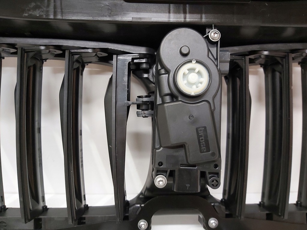 фото №5, Шторка жалюзі bmw 5 g30 5113187156-10