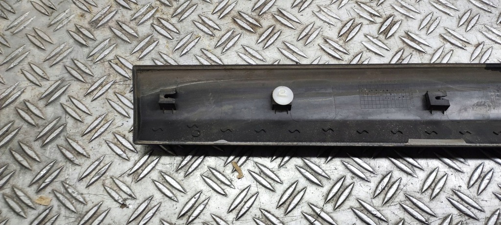 фото №6, Молдинг крыла заднего левая сторона opel combo d 735461484