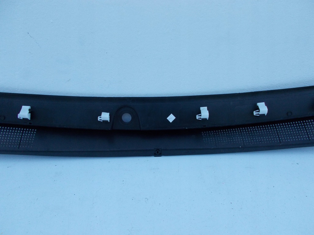 фото №8, Жабо пластиковый dacia sandero ii 668113105r