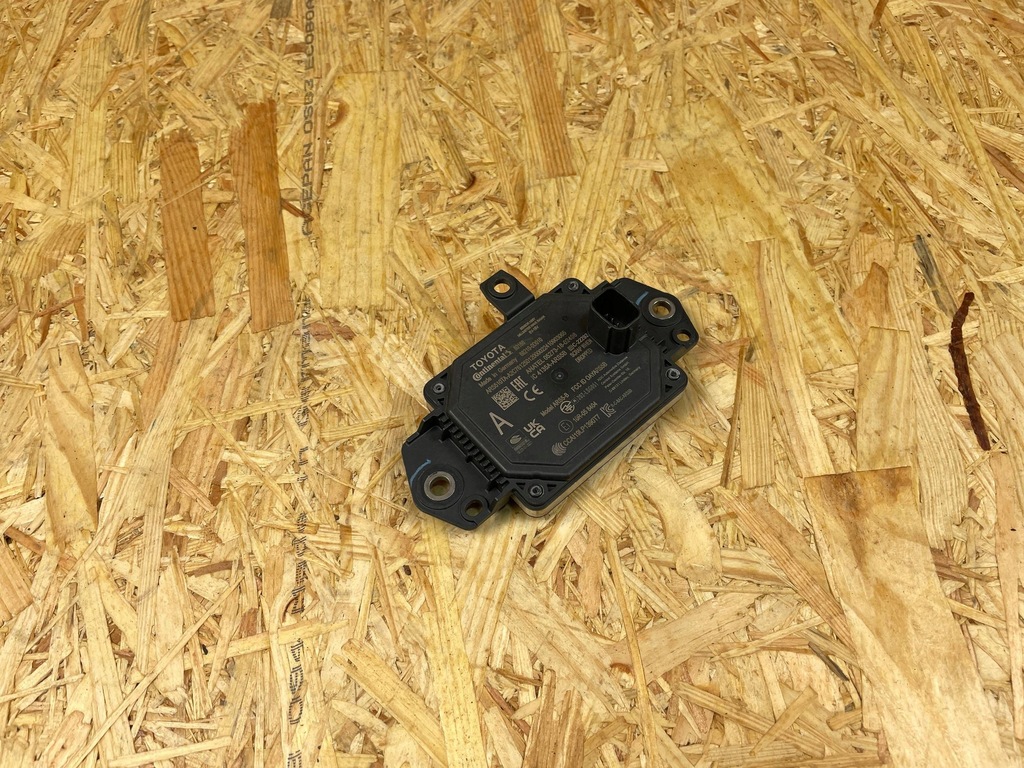 фото №7, Радар датчик distronic toyota yaris iv cross p21 88210-0d010 2020-