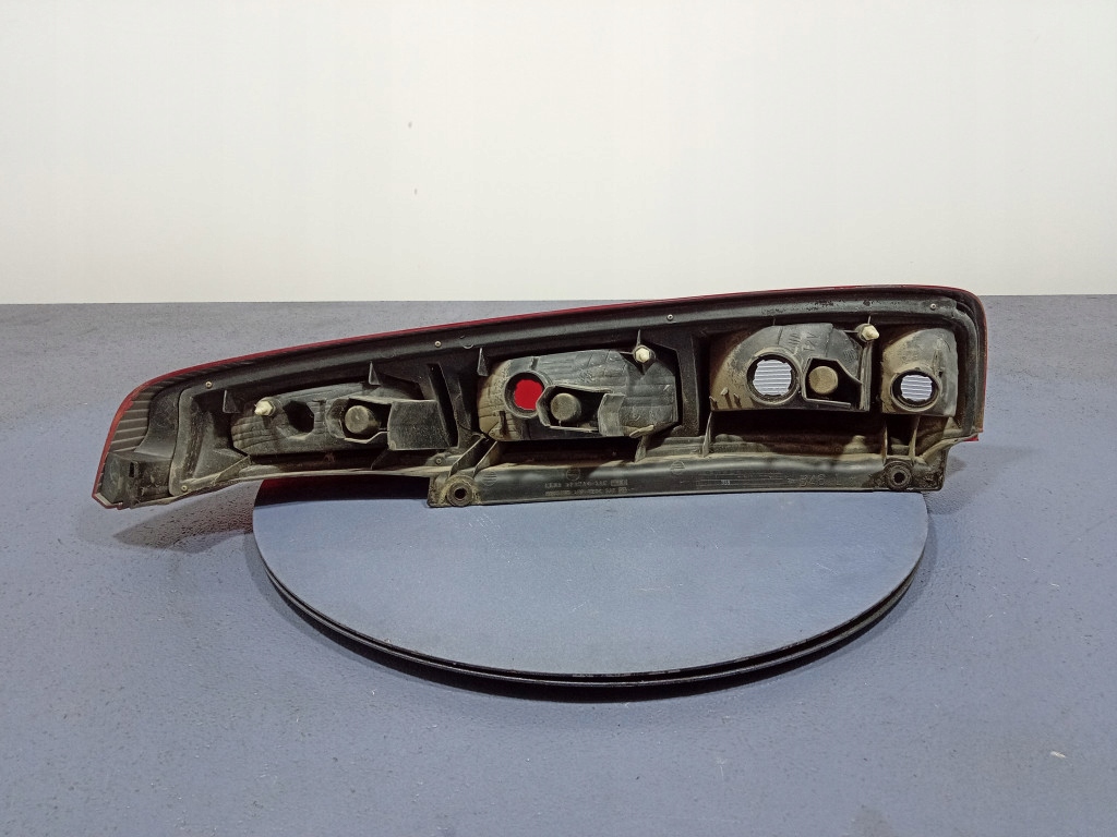 фото №9, Nissan x-trail i t30 лампа задняя левая задняя ichikoh 4913