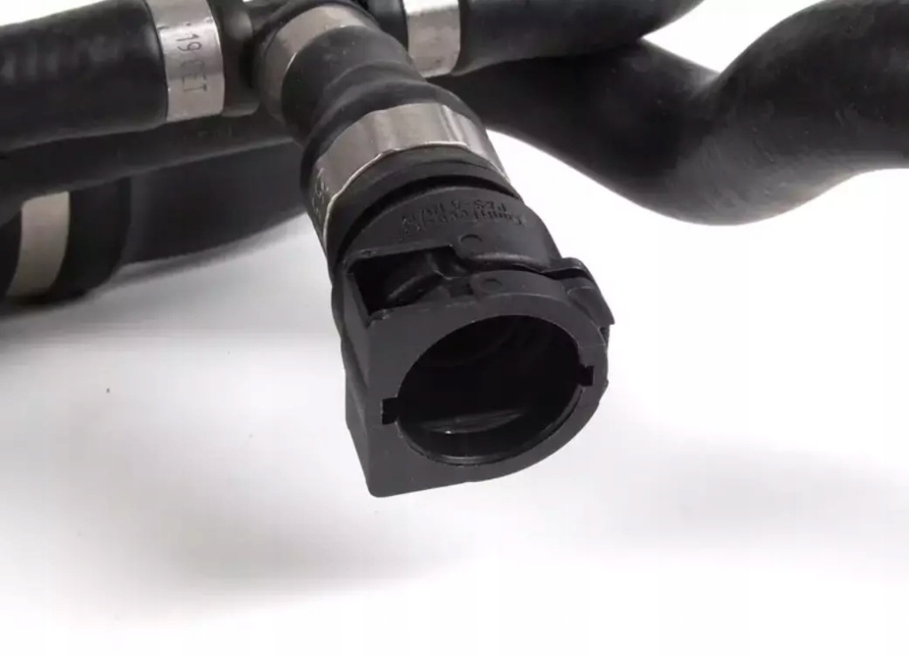 Bmw 7 e65, e66, e67 патрубок живильний 17127508038 7508038 oem Київ