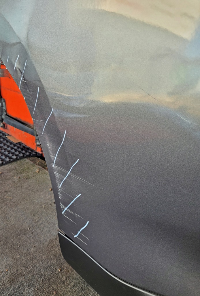 Дверь правое передние / задние citroen c5 aircross 2017- Доставка