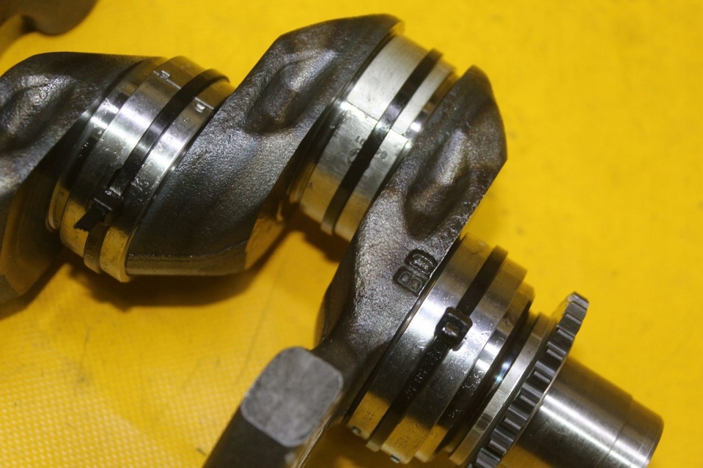 Wał коленчатый skoda octavia 3 vw golf seat leon 1.4 tsi chp 04eb 04em Доставка