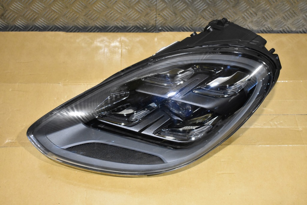 фото №1, Idealna kpl. лампа передняя левая + модули porsche panamera 971 matrix 1 9