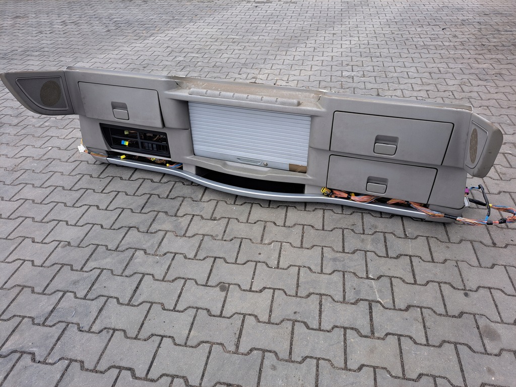 фото №1, Консоль полка верхний renault magnum dxi lift vega