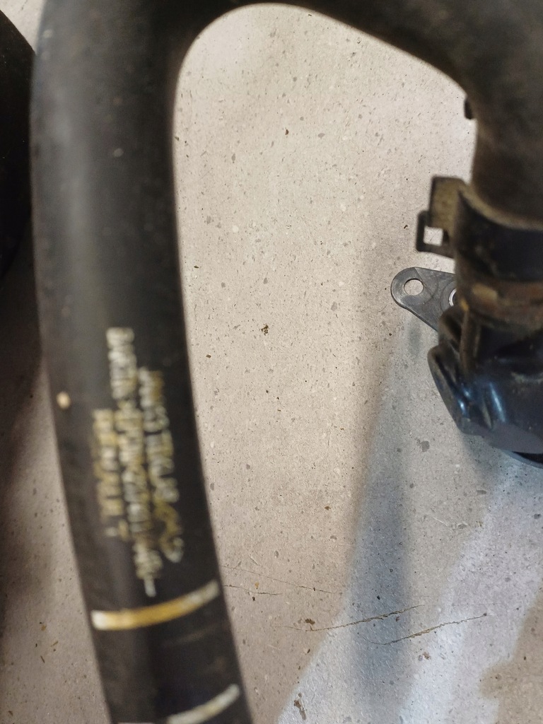 фото №9, Корпус термостата dacia dokker 1.2 tce nr. 110617089r