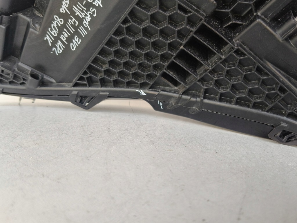 Фара правый  фара skoda superb 3 3v 3v0 19- рестайлинг  full led Цена