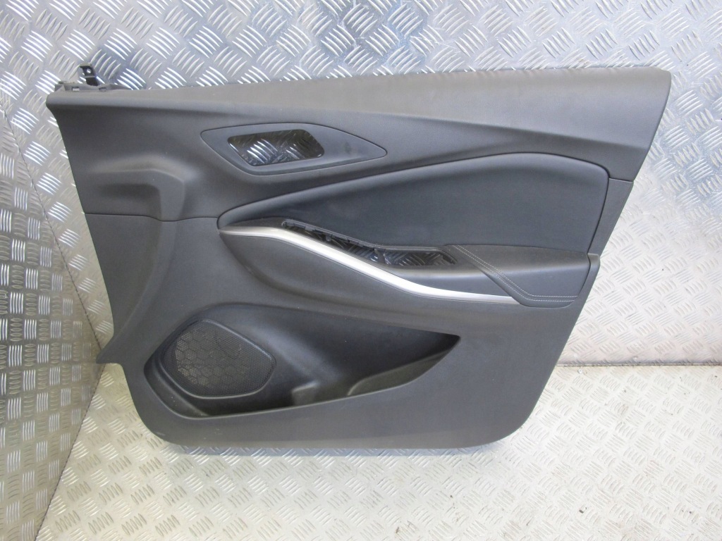 фото №1, Opel grandland x lift 1.6 thp обшивка двері перед передній правий 21-