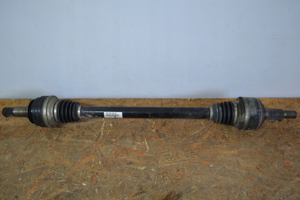 фото №1, Привідний вал задня touareg 7p audi q7 cayenne 7p0501201g