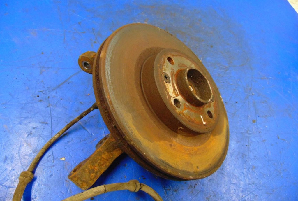 фото №1, Renault kangoo i 1.5dci поворотний кулак лівий перед