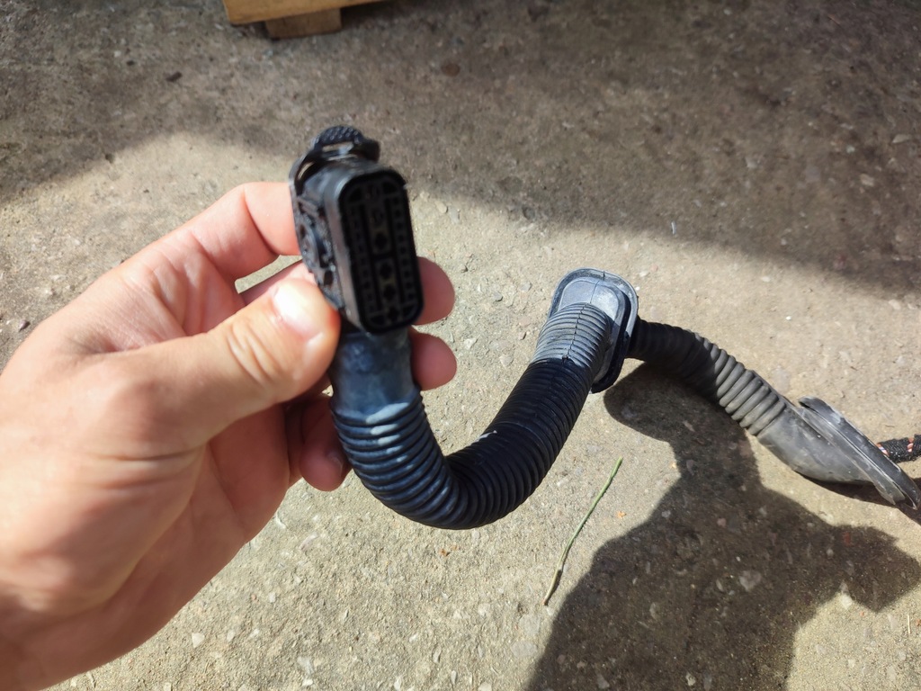 фото №9, Електропроводка двері задня правий mercedes c-klasa w204 07-14 a2044400805