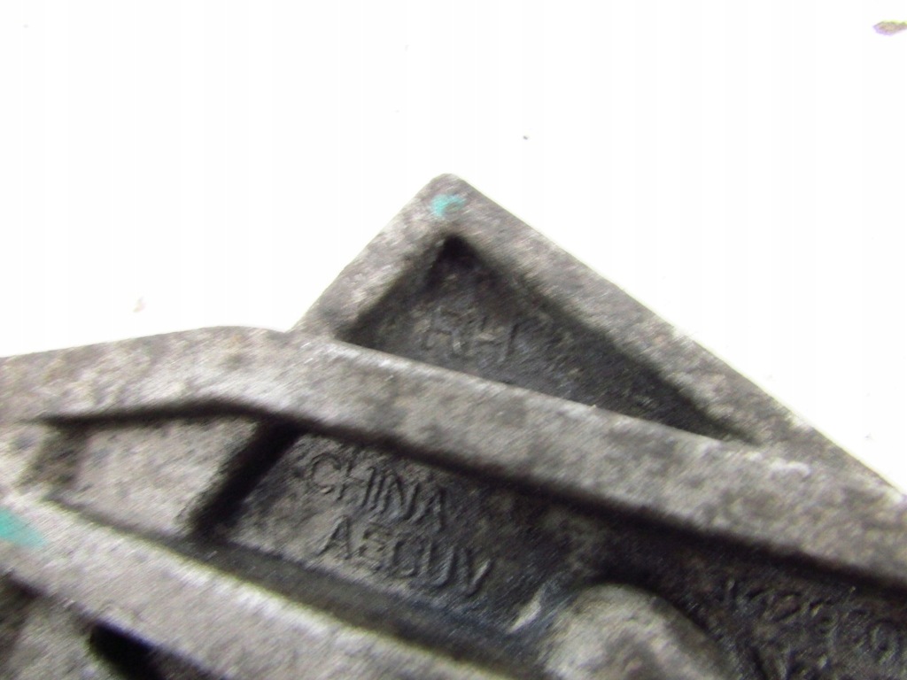 фото №6, Volvo v90 s90 отбойник кронштейн рессора правый задняя 31429500 31406724