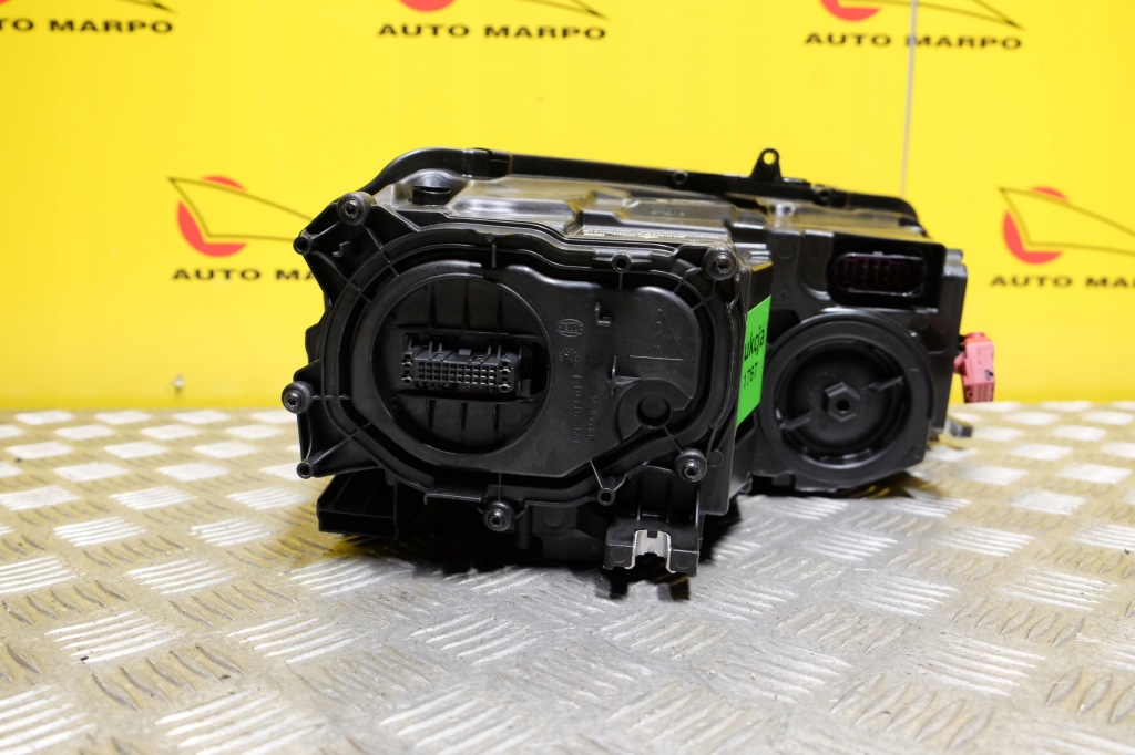 Audi a8 d4 4h рестайлінг  2013- фара фара full led ліва америка Ціна