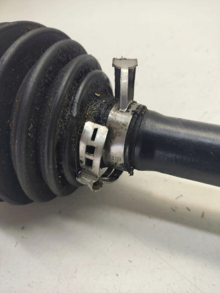 Купить Tesla model 3 2020 приводной вал задняя p104416100d