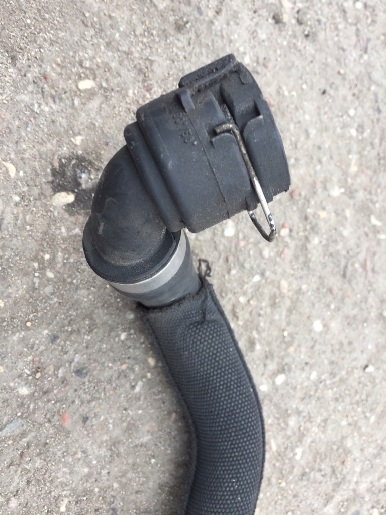 Audi a8 d4 3.0 tdi труба шланг воды 4h0121088ad Киев